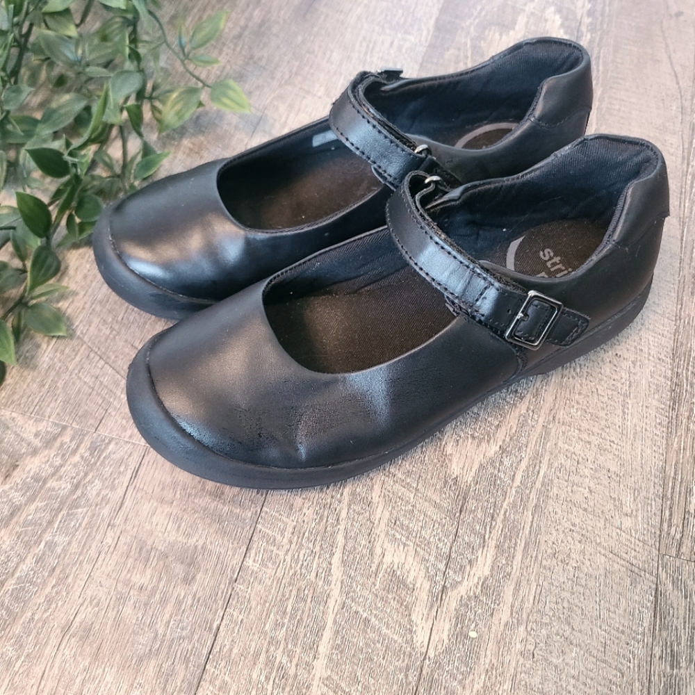 Black Striderite Mary Jane Ainsley Shoes, Like New, Size 2M